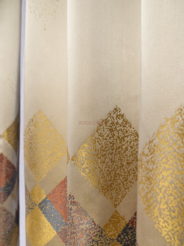 Draperie tip panou auriu,grena,bej