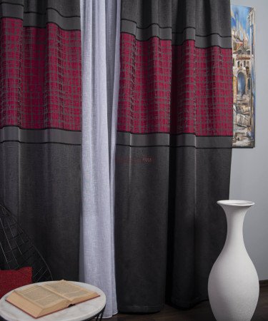 Draperie tip panou gri,rosu Draperie tip panou gri,rosu