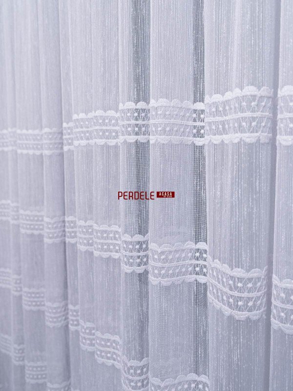 Perdea borangic alb