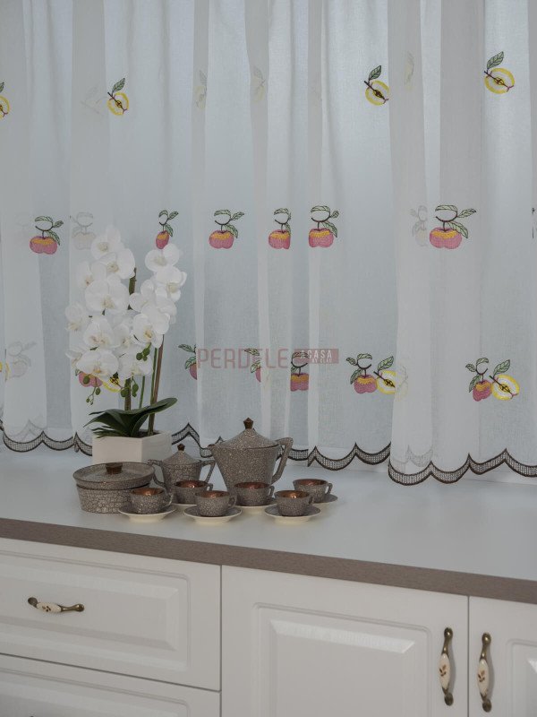 Perdea bucatarie, model fructe Perdea bucatarie, model fructe