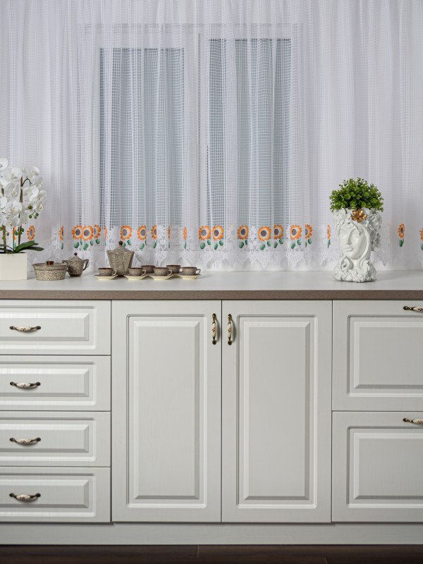 Perdea bucatarie , scurta de pascani alba ,floarea soarelui