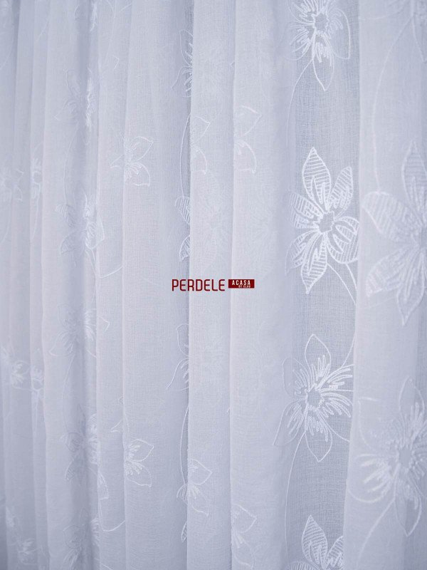 Perdea tip in brodat, alb