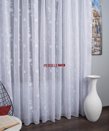 Perdea tip in brodat, alb Perdea tip in brodat, alb