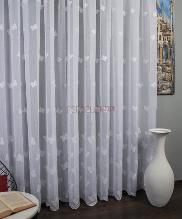 Perdea in brodat, alb, model fluturi Perdea in brodat, alb, model fluturi