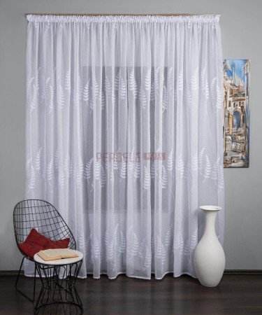 Perdea in brodat, alb
