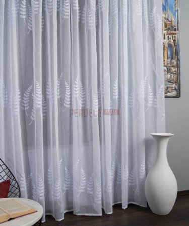 Perdea in brodat, alb Perdea in brodat, alb