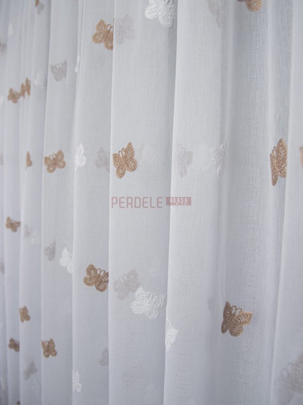 Perdea in brodat, alb/bej, model fluturi