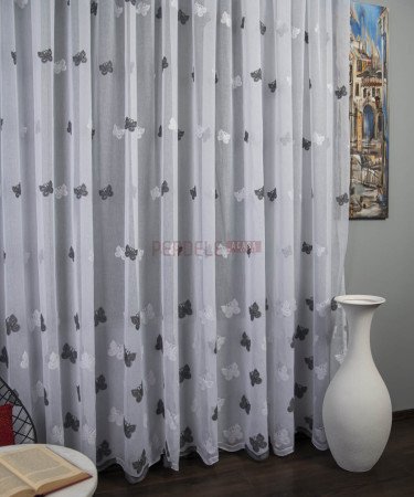 Perdea in brodat, alb/gri, model fluturi Perdea in brodat, alb/gri, model fluturi
