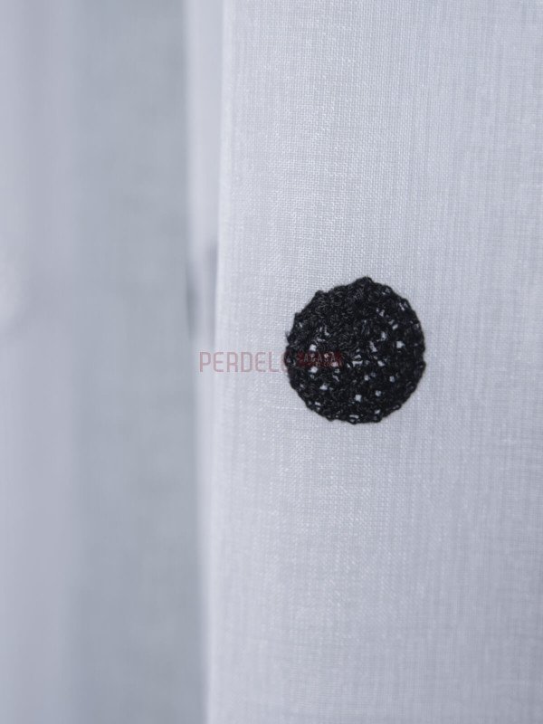 Perdea in brodat, alb/negru, model buline