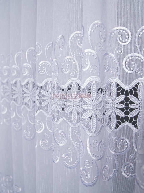 Perdea in brodat, alb, broderie macrame