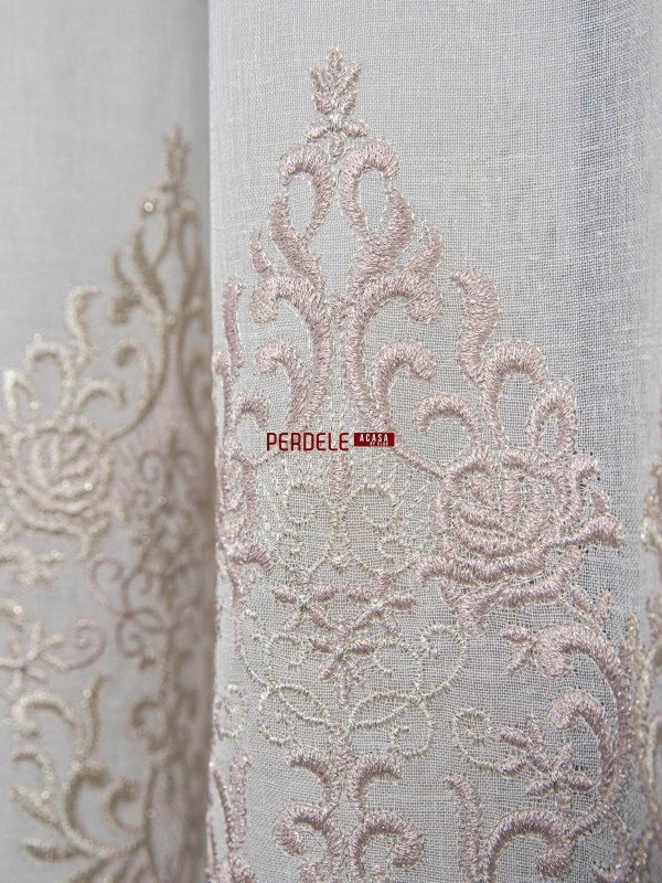 Perdea in brodat ivoire,crem,roz Perdea in brodat ivoire,crem,roz
