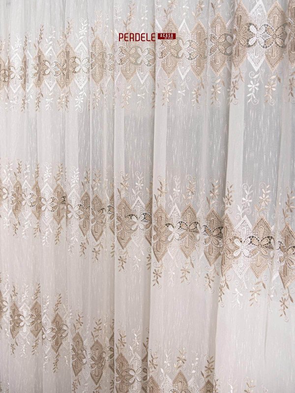 Perdea in broderie dantela,crem/bej Perdea in broderie dantela,crem/bej