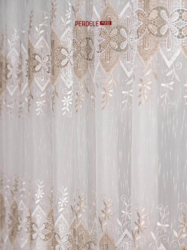 Perdea in broderie dantela,crem/bej Perdea in broderie dantela,crem/bej