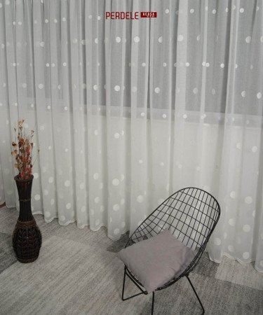 Perdea in buline ivoire Perdea in buline ivoire