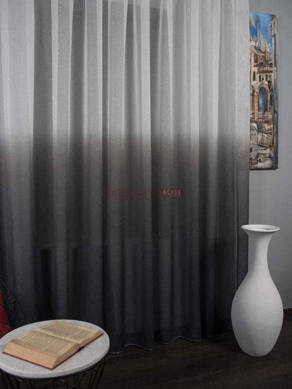 Perdea in degrade alb/gri Perdea in degrade alb/gri