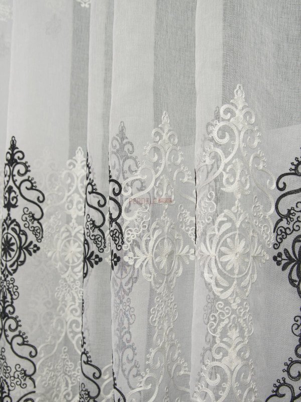 Perdea model baroc Perdea model baroc