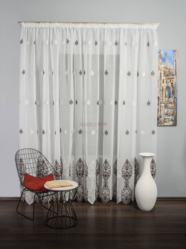 Perdea model baroc Perdea model baroc