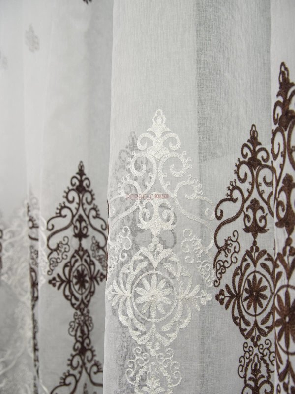 Perdea model baroc Perdea model baroc