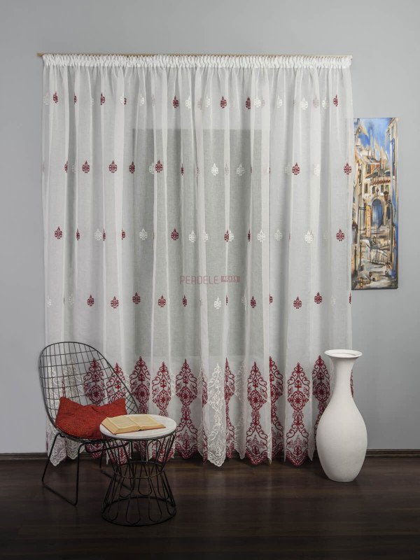 Perdea model baroc