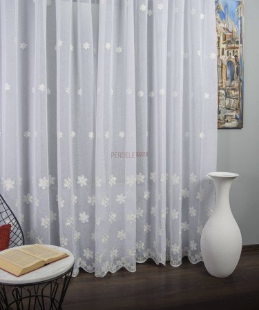 Perdea model flori ivoire Perdea model flori ivoire