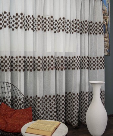 Perdea model flori maro