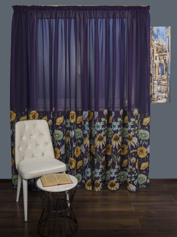 Perdea tip in mov ,flori multicolore