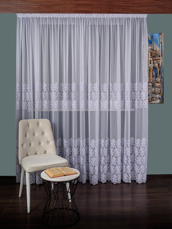 Perdea tip in brodat alb