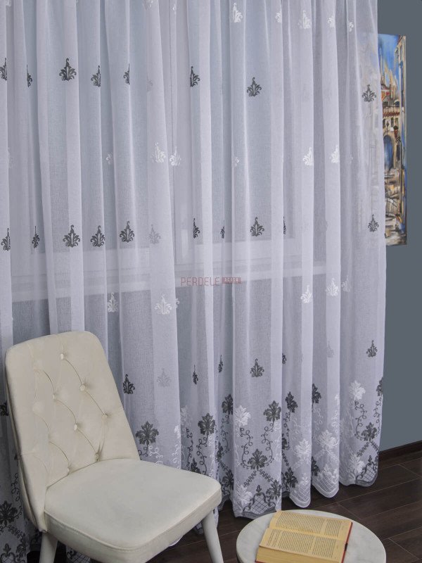 Perdea tip in model baroc gri