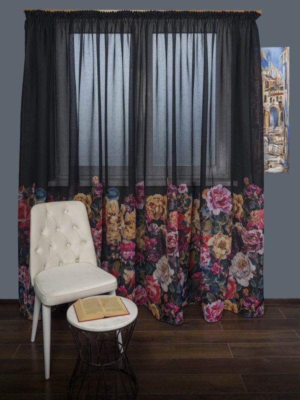 Perdea tip in negru,flori multicolore