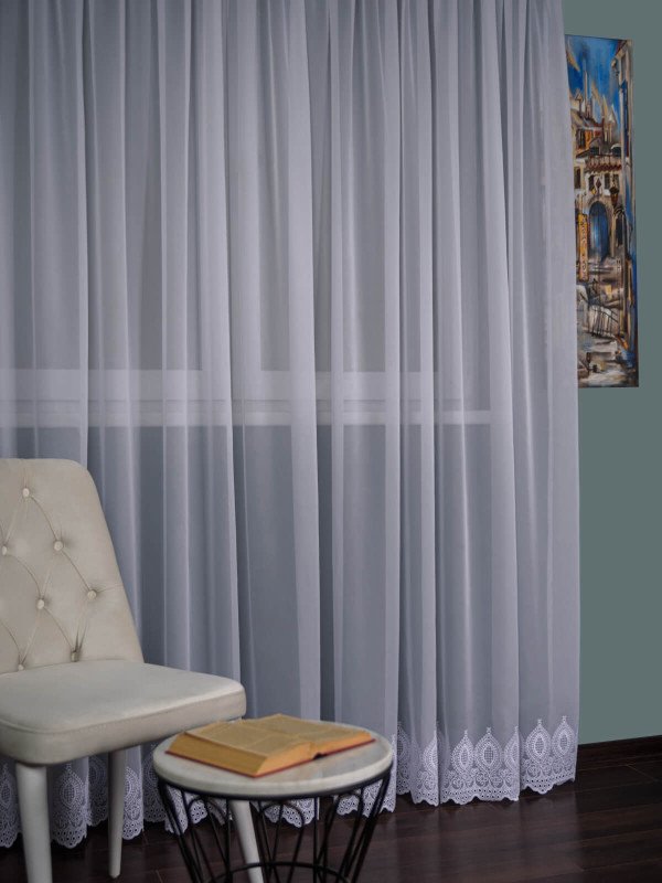 Perdea triplu voal brodat alb Perdea triplu voal brodat alb