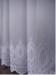 Perdea triplu voal brodat alb Perdea triplu voal brodat alb