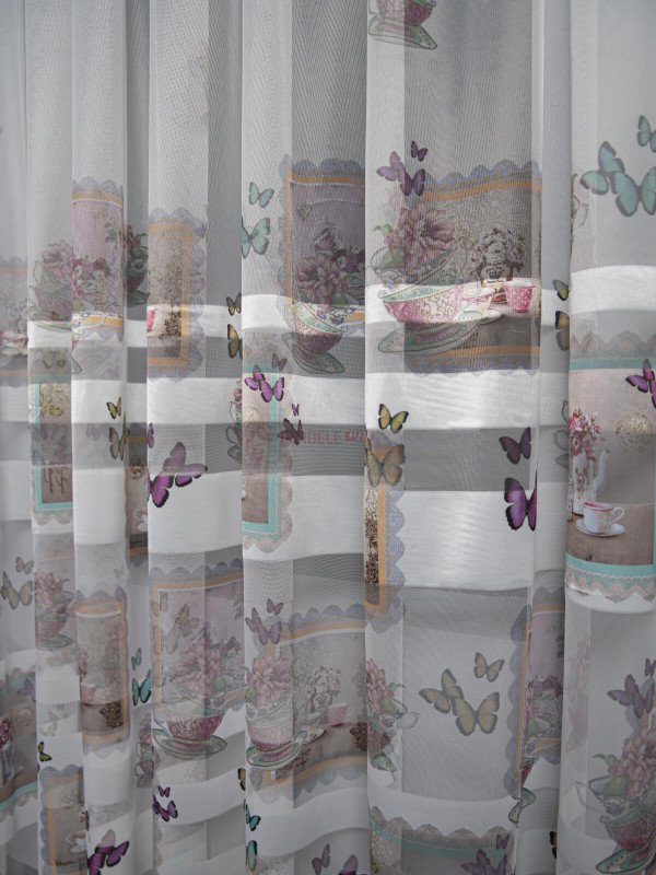 Perdea bucatarie din tulle benzi satinate Perdea bucatarie din tulle benzi satinate