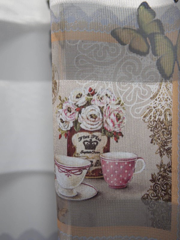 Perdea bucatarie din tulle benzi satinate Perdea bucatarie din tulle benzi satinate