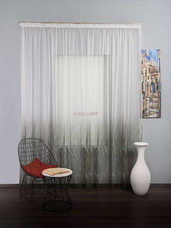 Perdea tulle bordura verde