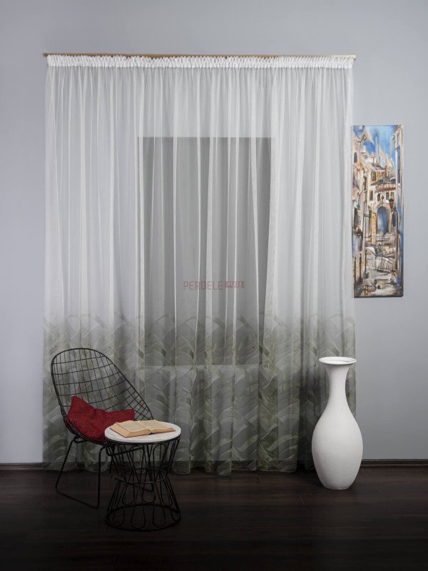 Perdea tulle bordura verde
