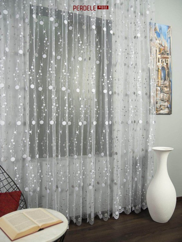 Perdea tulle brodat alb/gri