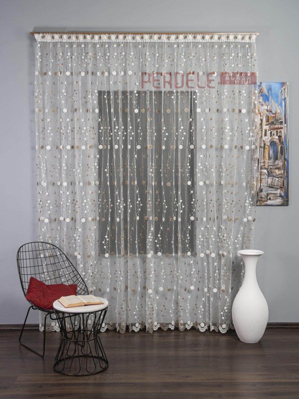 Perdea tulle brodat alb/maro