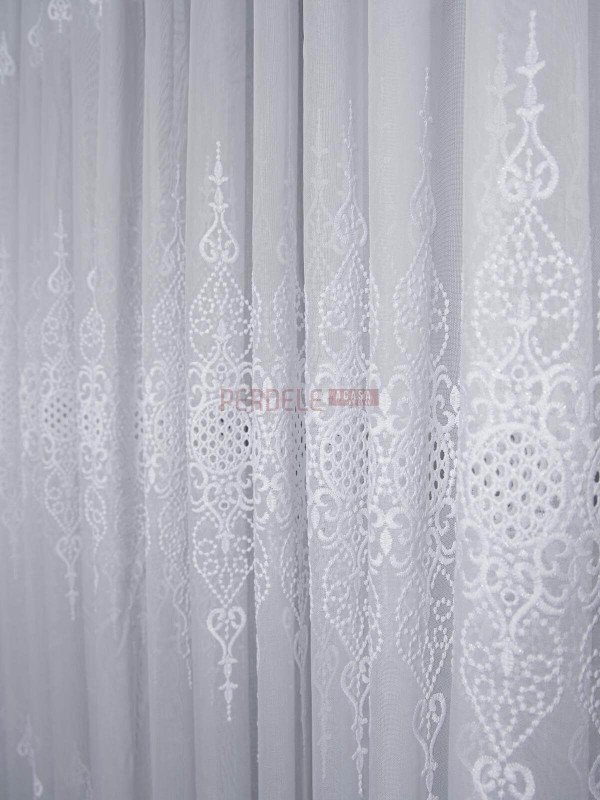 Perdea tulle brodat, alb