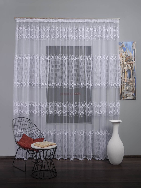 Perdea tulle brodat alb