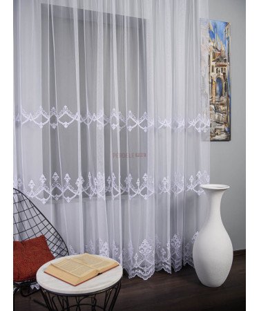 Perdea tulle brodat alb Perdea tulle brodat alb
