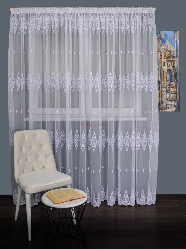 Perdea tulle brodat alb