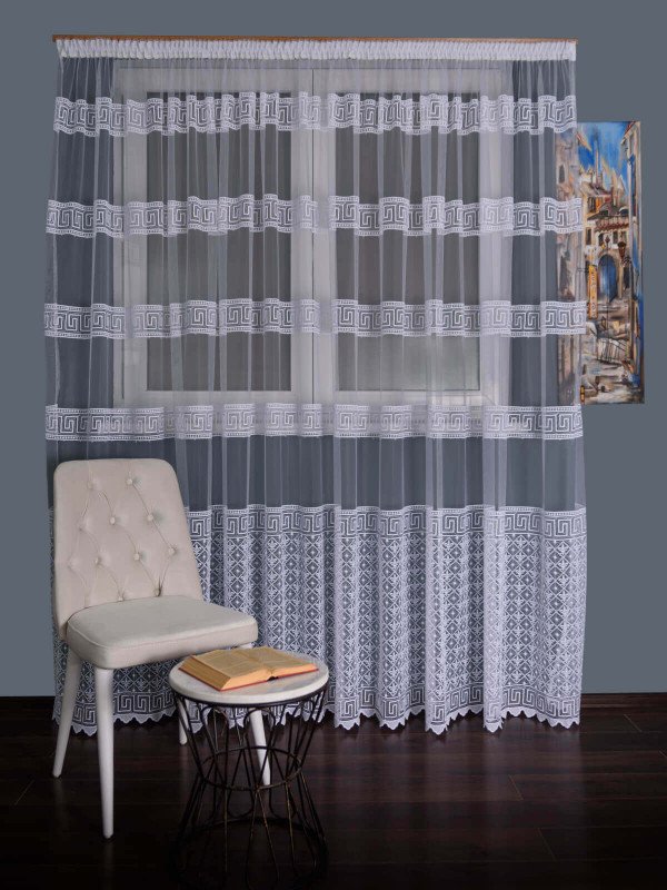 Perdea tulle brodat alb