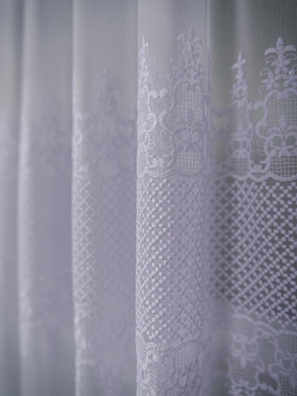 Perdea tulle brodat, alb
