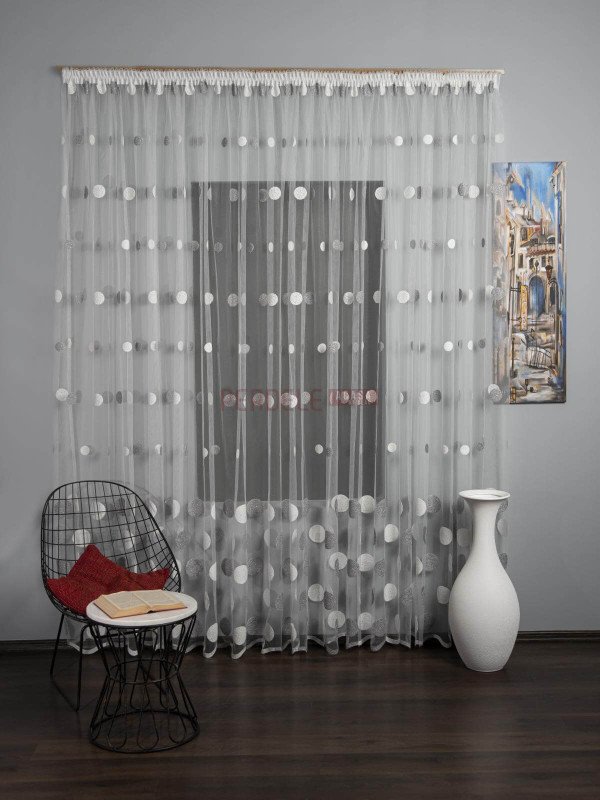 Perdea tulle brodat, alb/gri