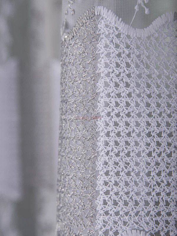 Perdea tulle brodat alb/gri