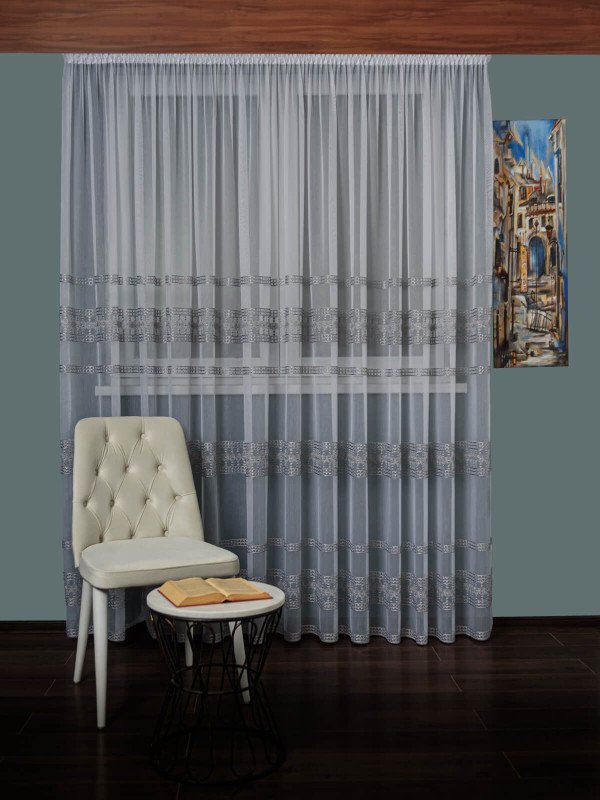 Perdea tulle brodat alb/gri