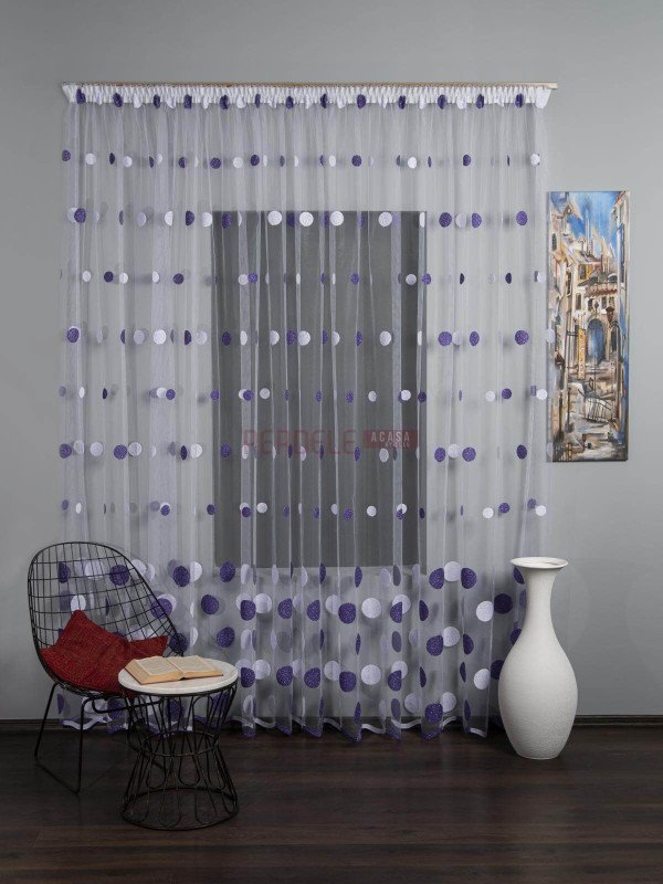 Perdea tulle brodat, alb/mov