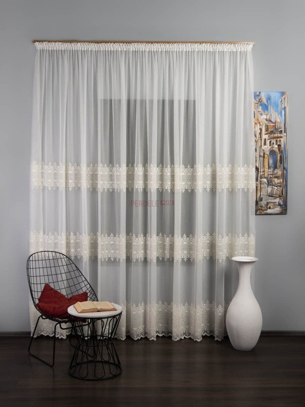 Perdea tulle brodat, crem
