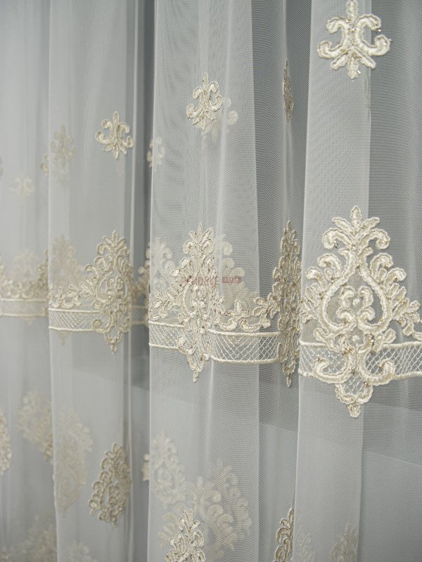 Perdea tulle brodat crem