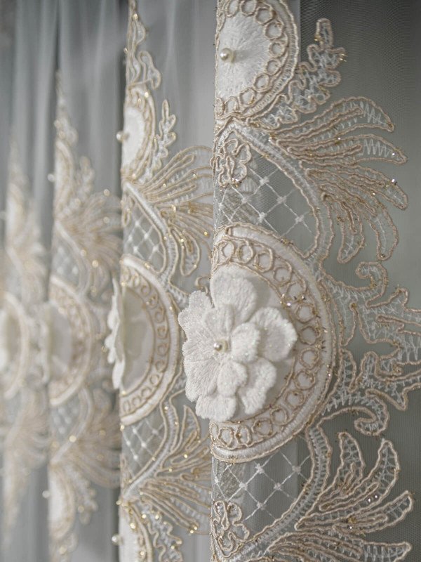 Perdea tulle brodat crem